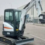 BOBCAT E26 + 3 GODETS