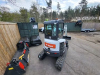 Bobcat E26 , 2,5T + 3 GODETS
