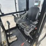 CAT 302.2D 2,1 T + 3 GODETS