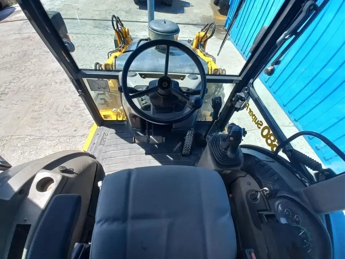 Case 580 SR – 4PT Super R