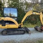 Cat 302.5C + 4 GODETS ET INCLINABLE