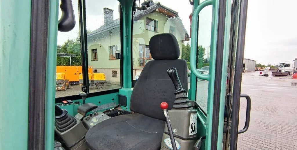 Yanmar Vio 25-4 + 3 GODETS