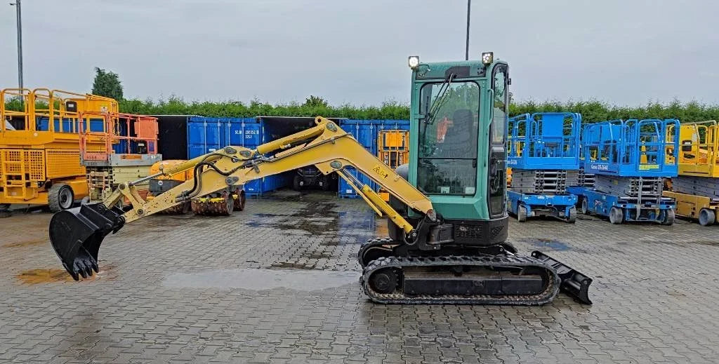 Yanmar Vio 25-4 + 3 GODETS